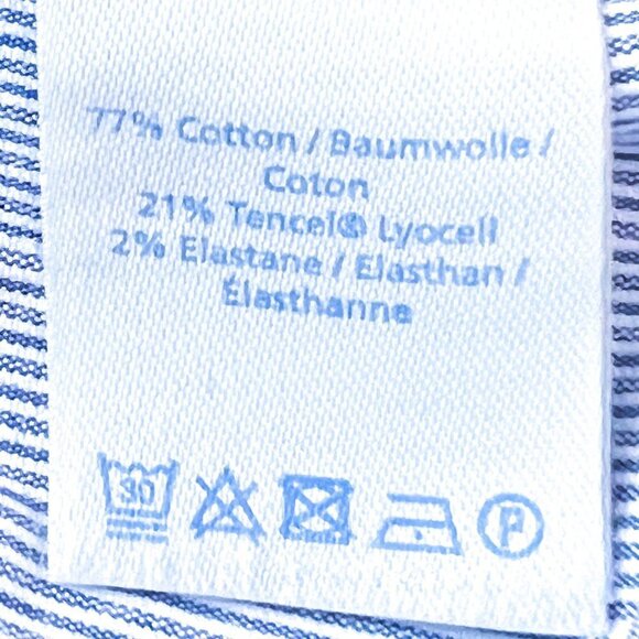 Boden Blue and white searsucker 3" shorts side and back pockets. US size 6 - Picture 7 of 12